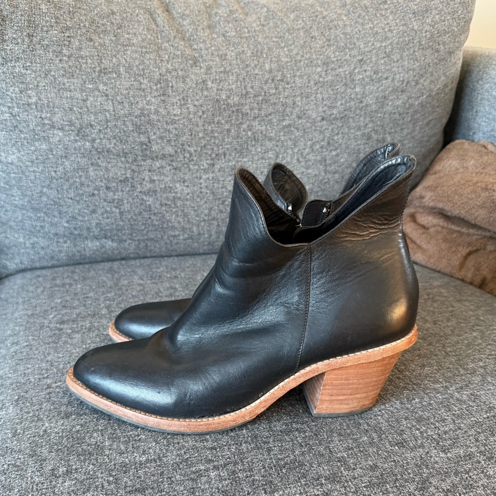 Poppy Barley Two Point Five Ankle Boots